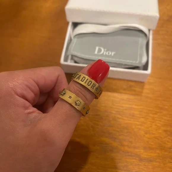 Dior gold hoop earrings - Picture 3 of 3